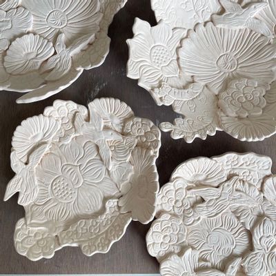 Other wall decoration - LAMUNLAMAI - Ceramic Floral Wall Decorative Items - LAMUNLAMAI.CRAFTSTUDIO