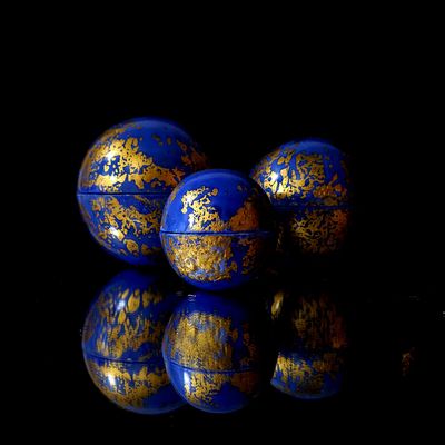 Decorative objects - Jasmine Ultramarine Blue Globe Candle - PONPON CURIOSITAS