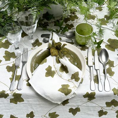 Table cloths - IVY Linen tablecloths and napkins - SUMMERILL AND BISHOP