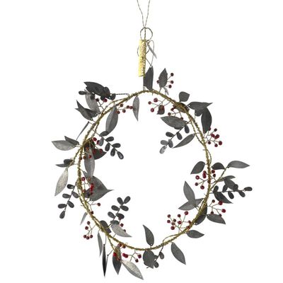 Christmas garlands and baubles - Red berry and zinc wreath - WALTHER & CO.