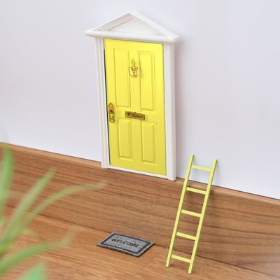 Gifts - MAGIC DOOR - FISURA