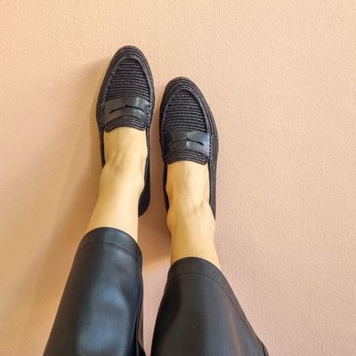 Chaussures - Capri Women Raffia Loafer - Black - MILSOULS