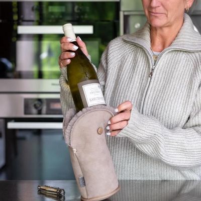Wine accessories - kywie tulip stone suede - 100% natural bottle cooler in real sheepskin - KYWIE