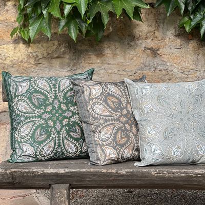 Fabric cushions - Darjeeling cushion cover - BEAUVILLÉ