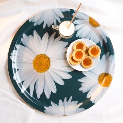 Kitchen utensils - Round wooden serving tray - White daisy 49 cm - MONBOPLATO