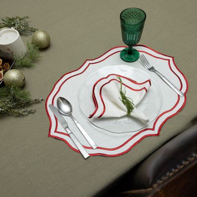 Christmas table settings - Set of 2 white oval placemats with red outline - HYA CONCEPT STORE