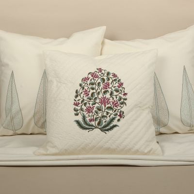 Fabric cushions - Pink Blossom Hand Block Printed Cushion Cover in Cotton - NINÉH