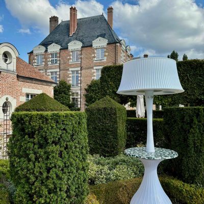 Outdoor decorative accessories - WHITE ISIS LAMP - ÉMON