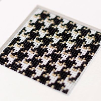 Paintings - Unique decorative artwork "Mini Pixel #3" - JULIE BARBEAU