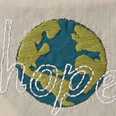 Sacs et cabas - Pochette Hope faite main - UNHCR/MADE51