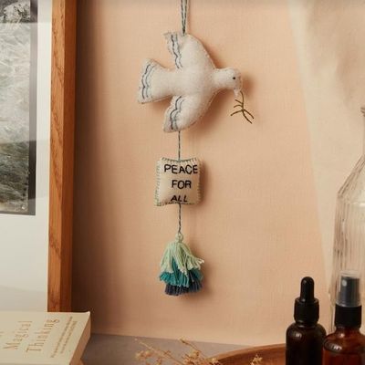 Decorative objects - Handmade Peace for All Decor - UNHCR/MADE51