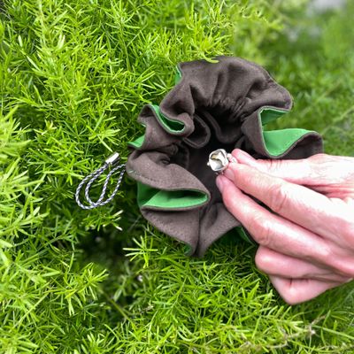 Gifts - Drawstring Jewelry Bag Loud Green/Olive - LIPP