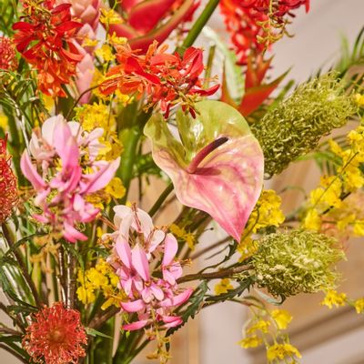 Floral decoration - Artificial tropical flowers - SILK-KA BV