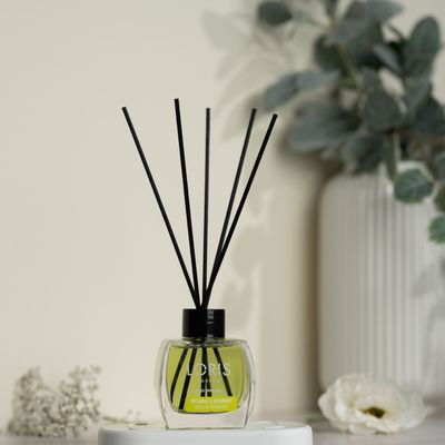 Scent diffusers - Patchouli & Bergamot Stick Fragrance Diffuser - LORIS PARFUM