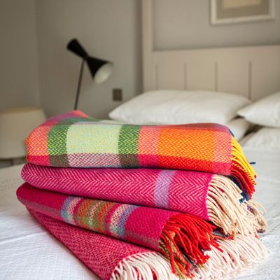 Throw blankets - Merino Wool Cashmere Throw 95% Merino 5% Cashmere - 136 x 180cm - JOHN HANLY & CO