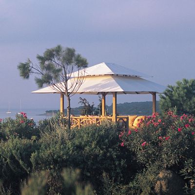 Gazebos - SUNRISE – Gazebo / Outdoor Lounge / Pergola - HONEYMOON