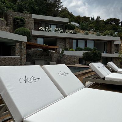 Benches for hospitalities & contracts - DOUBLE SUN LOUNGERS - MOUSSES ETOILES