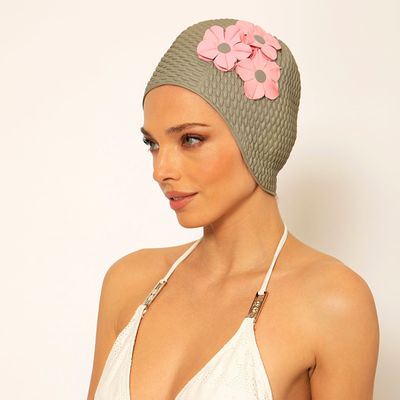 Accessoires cheveux - Gris Bonnet Avec trois Fleurs - KORES ACCESSORIES