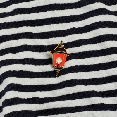 Broches - Broche Lumière Rouge - PINPINPIN.IT