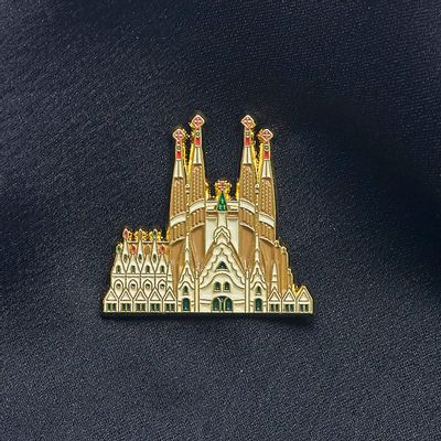 Brooches - Pin Sagrada - PINPINPIN.IT