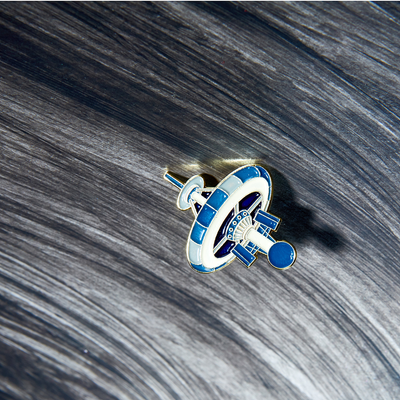 Brooches - Pin Space Station - PINPINPIN.IT