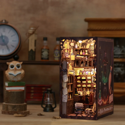 Cadeaux - Magic Pharmacist - maquette Book Nook - VCL CORP