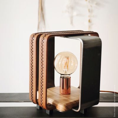 Customizable objects - Emö leather table lamp - K DEL