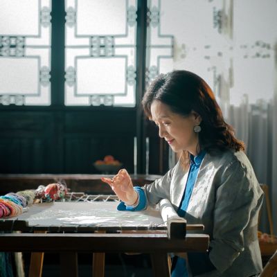 Decorative objects - <Good Things Come in Pairs> Decorative Ornament - YAO SILK (SUZHOU EMBROIDERY)