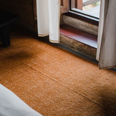 Contemporary carpets - KHIYA - Radhi Rug - HIMALAYAN HERMITAGE
