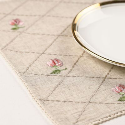 Table linen - Blooming Bud Placemats (Set of 4) - NINÉH