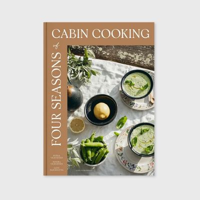 Decorative objects - Four Seasons of Cabin Cooking I Book - NEW MAGS