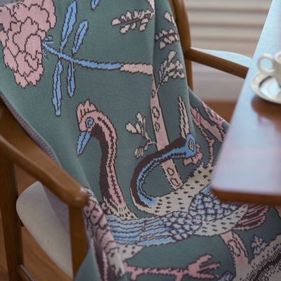 Throw blankets - Smile longevity symbol(Cranes) - BON`EE