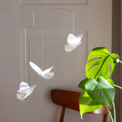 Objets de décoration - Butterfly Mobile, œuvre d'art en papier à suspendre - LIVINGLY