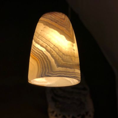 Plafonniers - Plafonnier Luna — Pierre d'albâtre, élégance artisanale, écologique - MAISON ZOE