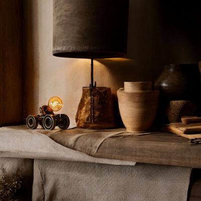 Lampes de bureau  - Lampe de voiture recyclée — Lampe de bureau en métal - Fait main - MAISON ZOE