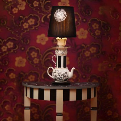 Table lamps - Table Lamp "Burgundy" - WAGNER ARTE