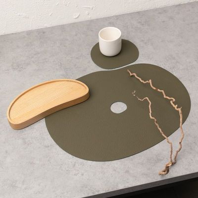 Dessous de plat - Set de table et dessous de verre en cuir, vert olive I MILLSTONES - NAMUOS