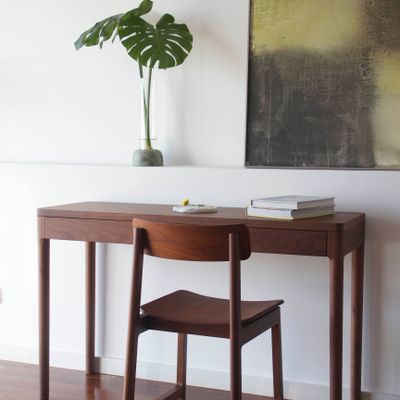 Console table - The modern and minimalist FRONT sideboard - Walnut wood - MOR