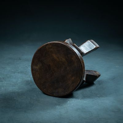 Objets design - Tabouret Senoufo rond en bois - QUINTESSENCE AFRICAINE