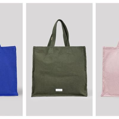 Bags and totes - Large tote bag made of thick organic cotton canvas. - LES PENSIONNAIRES