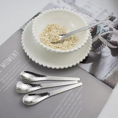 Accessoires thé et café - Cuillère Martelée arrondie - Thé, café, dessert - 4 coloris - SOSTRAW & SMARTTHINGS