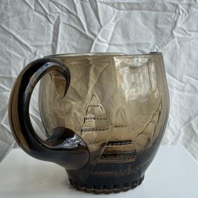 Carafes - Smoked glass carafe - OFFICE OBJETS