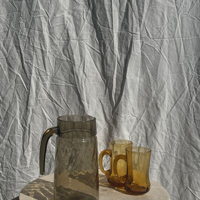 Carafes - Vintage ridged smoked glass decanter - OFFICE OBJETS