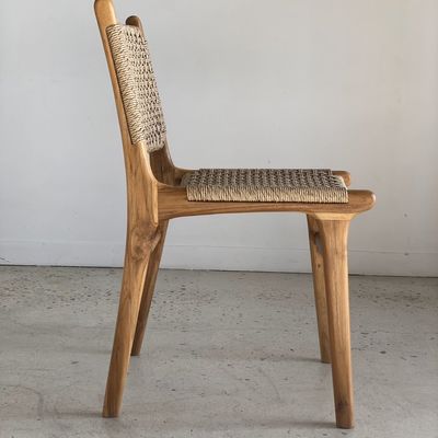 Chaises - Chaise d'intérieur ou d'extérieur en teck et fibre tressée - OFFICE OBJETS