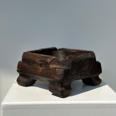 Sculptures, statuettes and miniatures - Asian Dark Brown Square Footed Teak Cup - OFFICE OBJETS