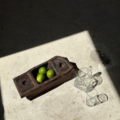 Sculptures, statuettes and miniatures - Rectangular dark brown Asian teak cup with compartments - OFFICE OBJETS