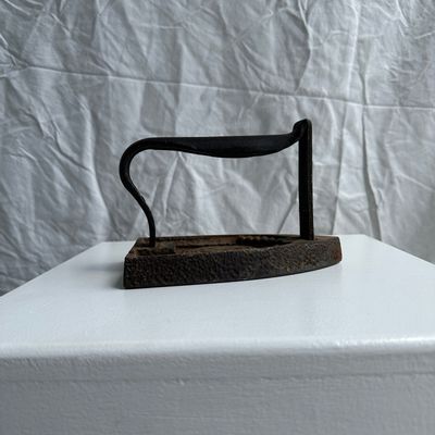 Decorative objects - Old iron - OFFICE OBJETS