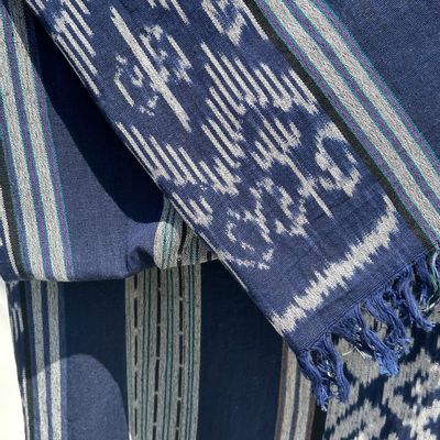 Tissus - Grand ikat bleu et blanc à motif de losange 2m35x1m15 - OFFICE OBJETS