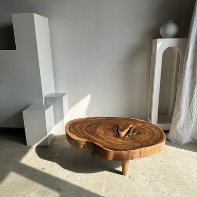 Tables basses - Grande table basse, plateau en bois naturel monoxyle (suar) - Kapas - OFFICE OBJETS