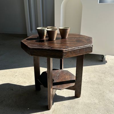 Other tables - Pedestal table or small octagonal side table, quadripod base with vintage modernist style spacer - OFFICE OBJETS